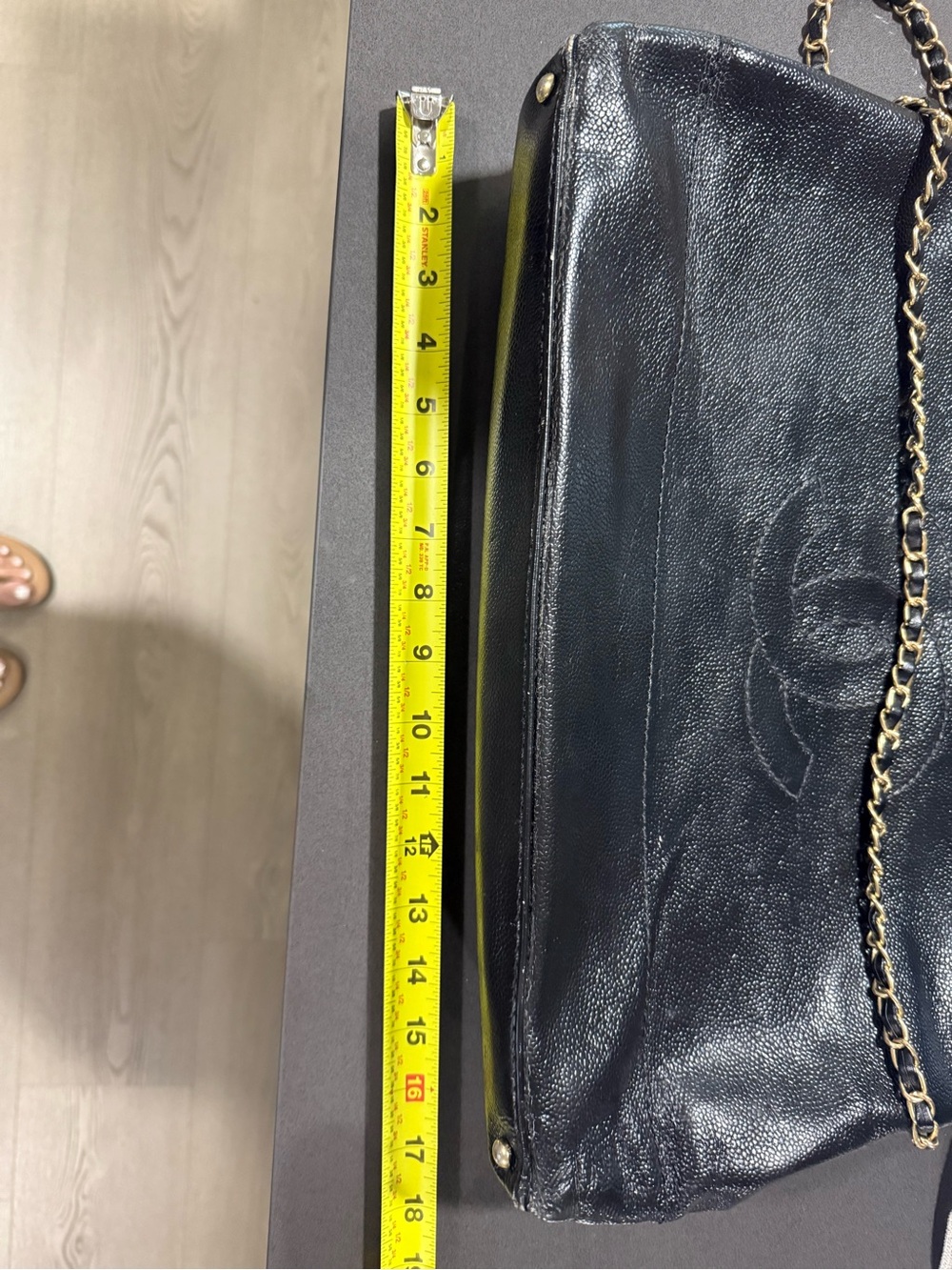 Authentic- Chanel Tote with gold chain - Picture 14 of 16